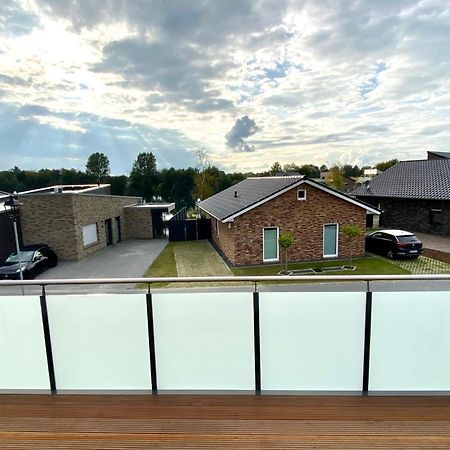 Ferienhaus Panoramadeck Am Harkebruegger See Mit Sauna Und Kamin Villa Barssel  Exteriör bild